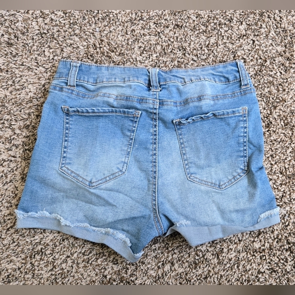 *3/$15 No Boundaries High Rise Button Up Jean Shorts Jr 3 - Picture 2 of 3